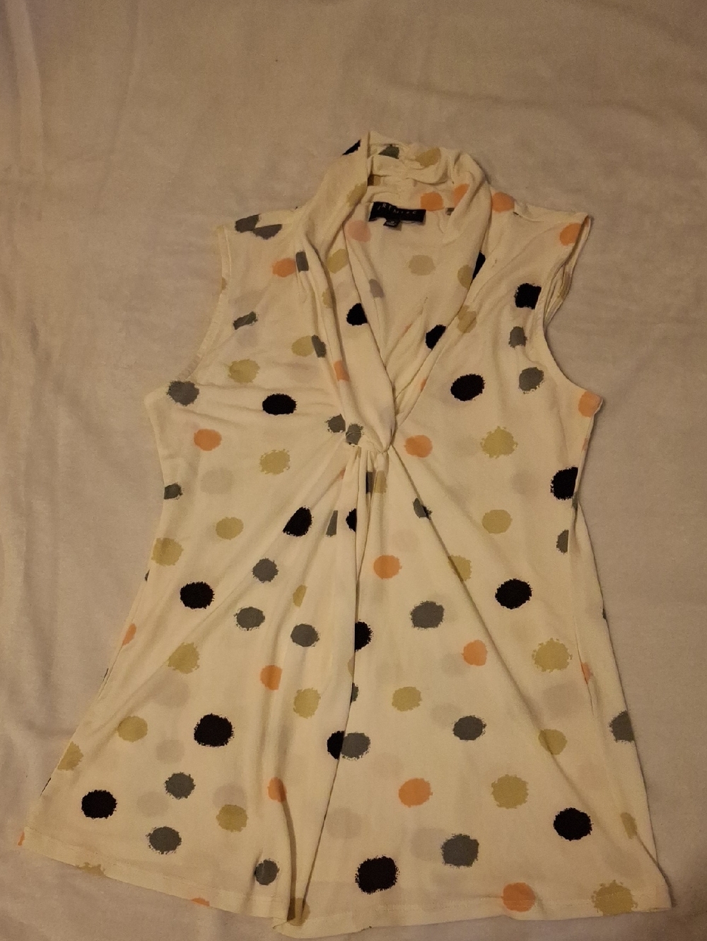 On Sale 3, ladies, top all for 1 price.